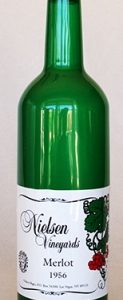 Vanishing Wine Bottle  (Nielsen)